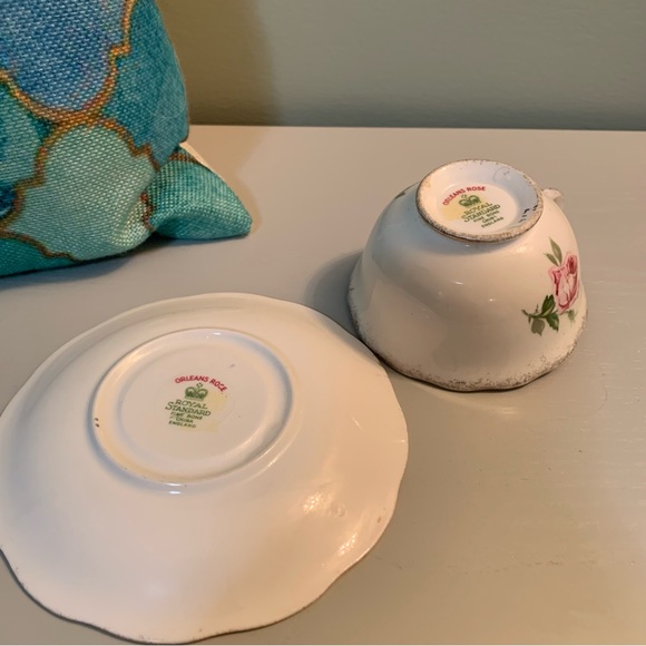 Royal Standard Pink Roses Tea Cup and Saucer, Heavy Gold Bone China - Picture 8 of 9